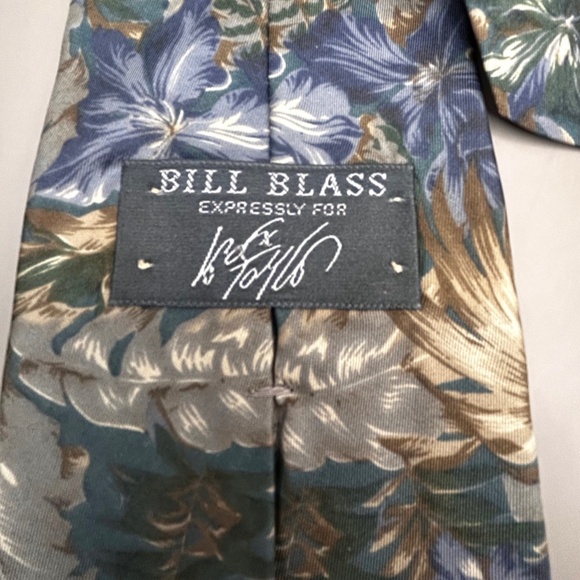 Silk Ties - Lord & Taylor Bundle - Picture 3 of 11